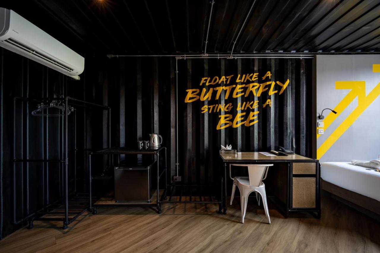 Hivetel Hotel Chalong Exterior photo