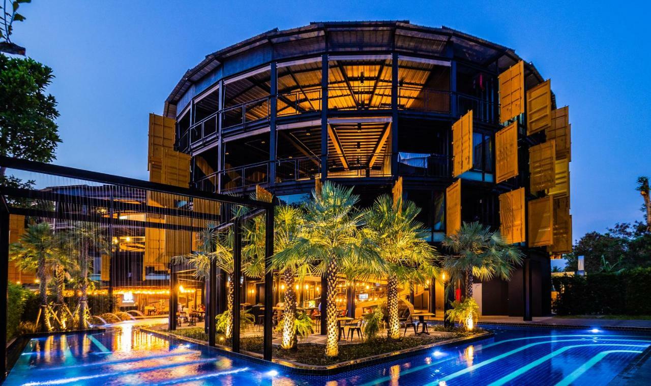 Hivetel Hotel Chalong Exterior photo
